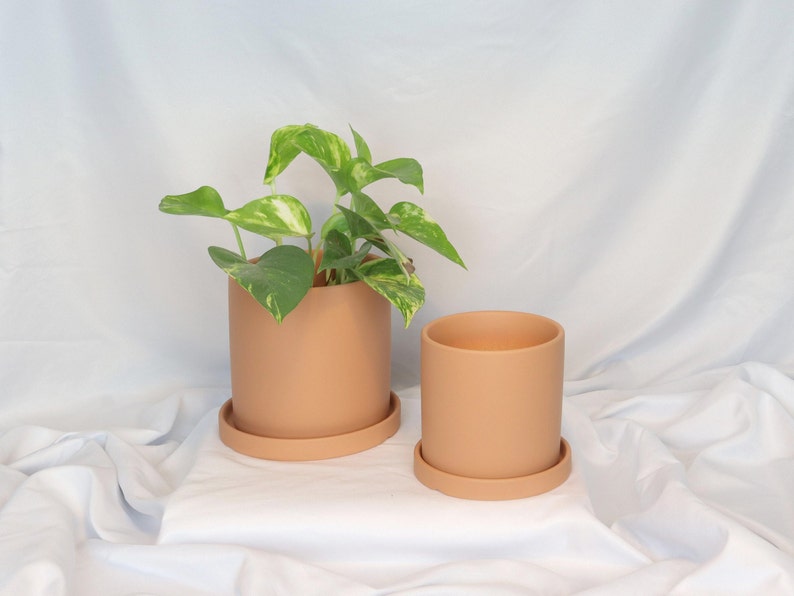 Minimalist Indoor Ceramic Plant Pot Scandinavian Design Flower Pot Urban Jungle Solid Color peach