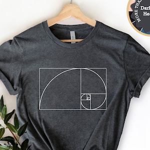 Fibonacci Spiral Shirt, Spiral Shirt, Fibonacci T-Shirt, Fibonacci Science Math Shirt, Golden Ratio Shirt, Math Gift, Math Lover Shirt