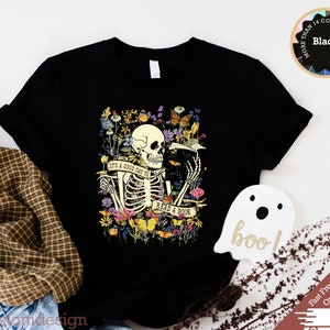 Skull Skeleton Reading Book T-Shirt: Retro Book Lover Design