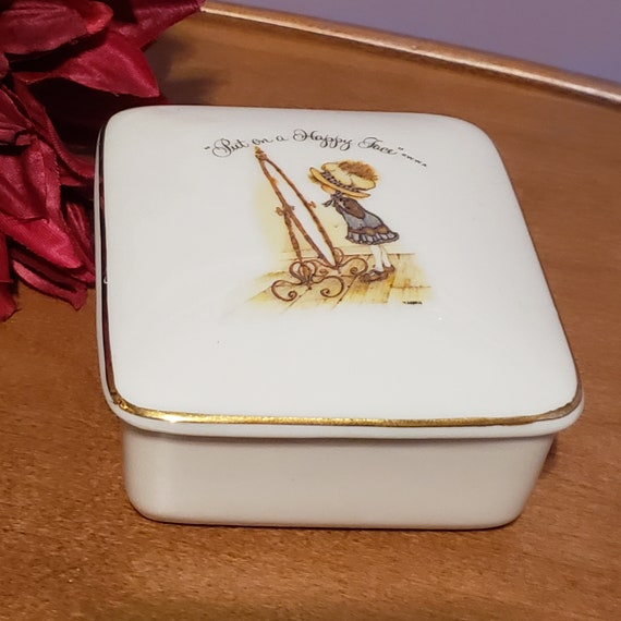 Holly Hobbie Trinket Box Genuine Porcelain Design… - image 2