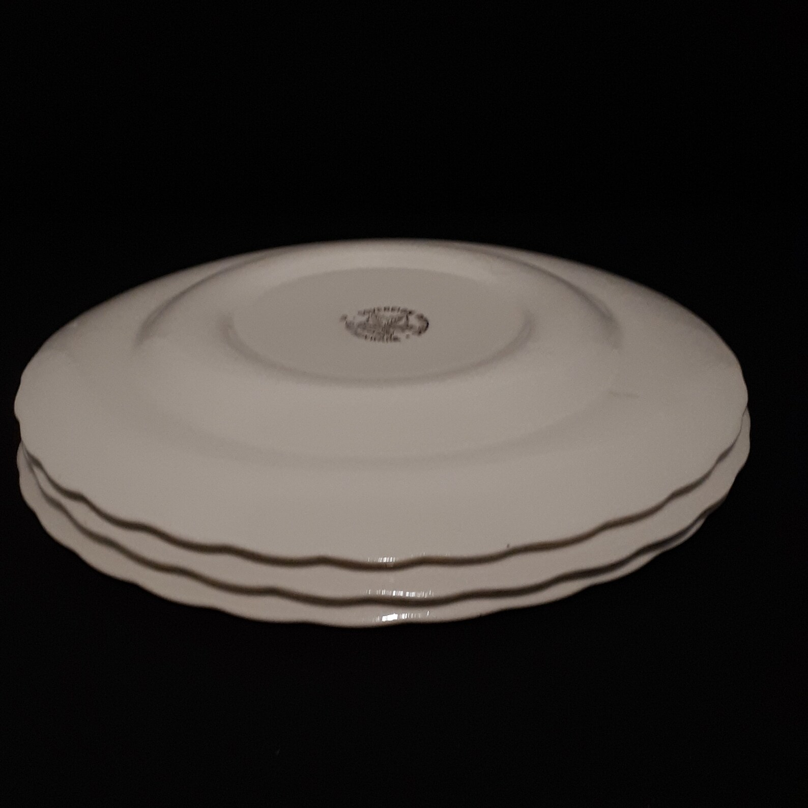 Sovereign Potters Primrose Earthenware 3 Luncheon Plates Etsy