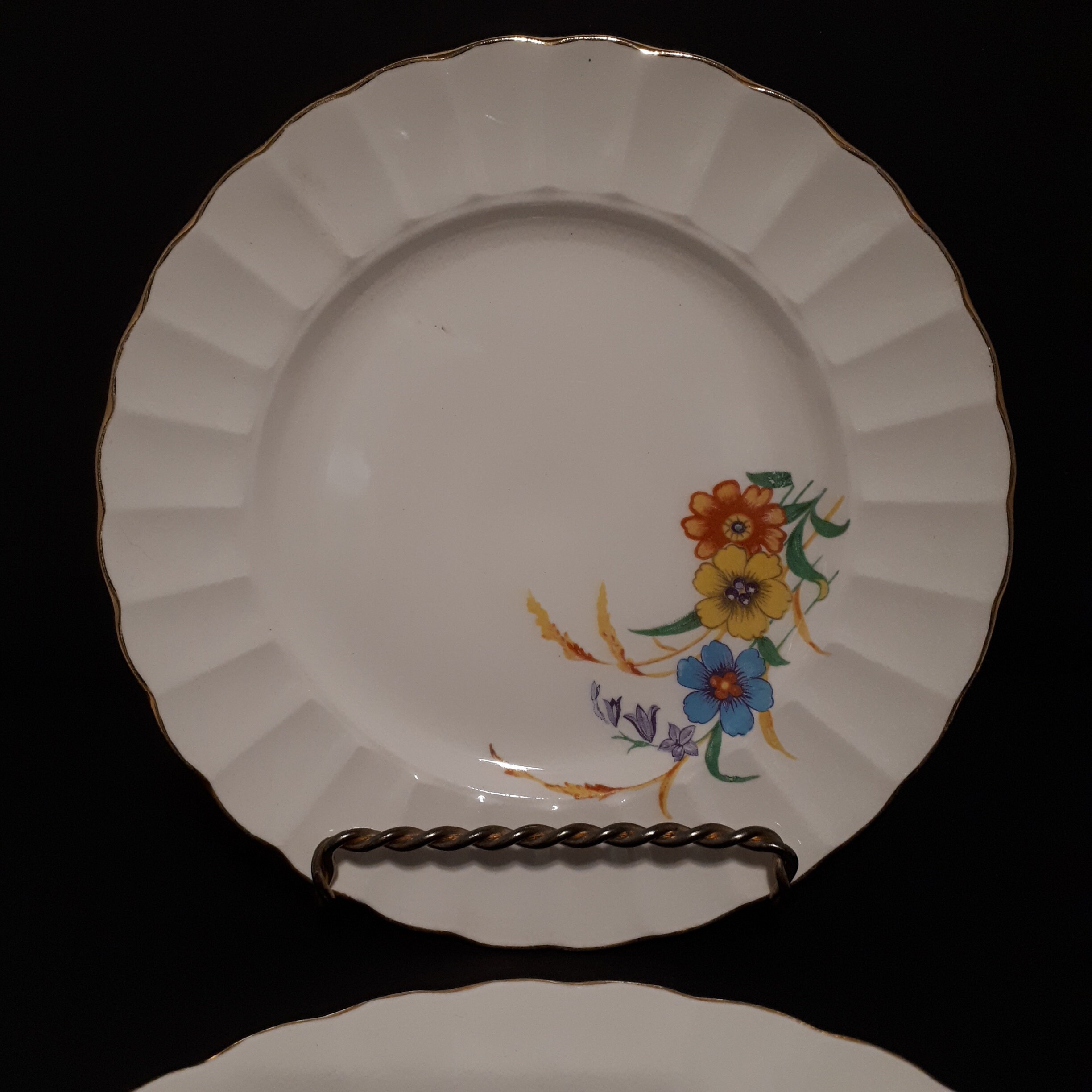 Sovereign Potters Primrose Earthenware 3 Luncheon Plates Etsy UK