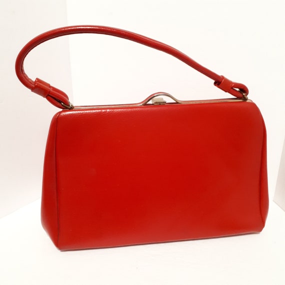 red purse canada