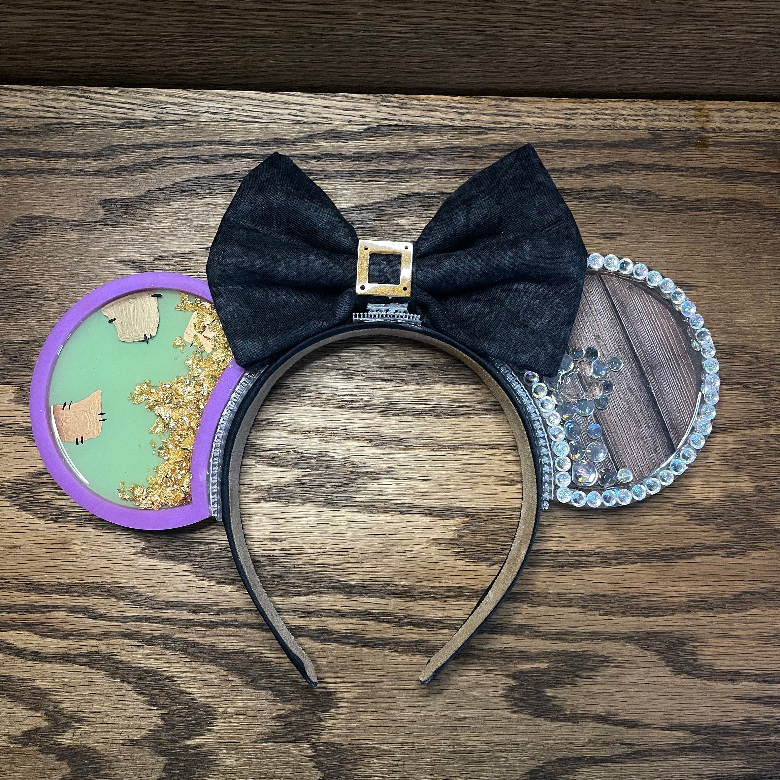 Dopey Mouse Ears - Snow White Inspired Ears - Character  display picture 1