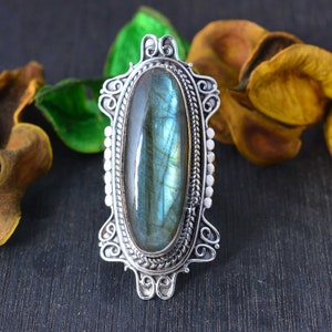Labradorite Ring, Sterling Silver Labradorite Gemstone Ring, Big Stone Ring, Boho Ring, Bohemian Ring, Long Labradorite Statement Ring