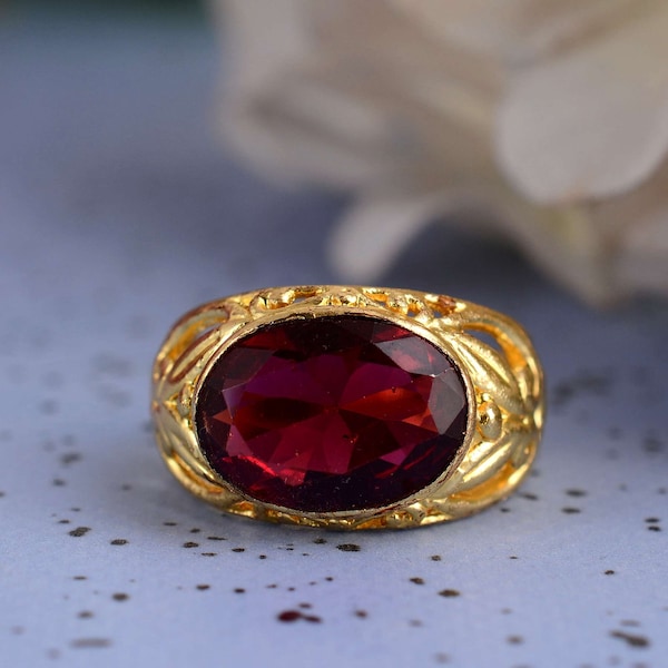 Gold Garnet Rectangle Ring · 14k Solid Gold Garnet Ring · January Birthstone Gift Ring · 18k Gold Rings For Women · Valentine Day Gift,Rings