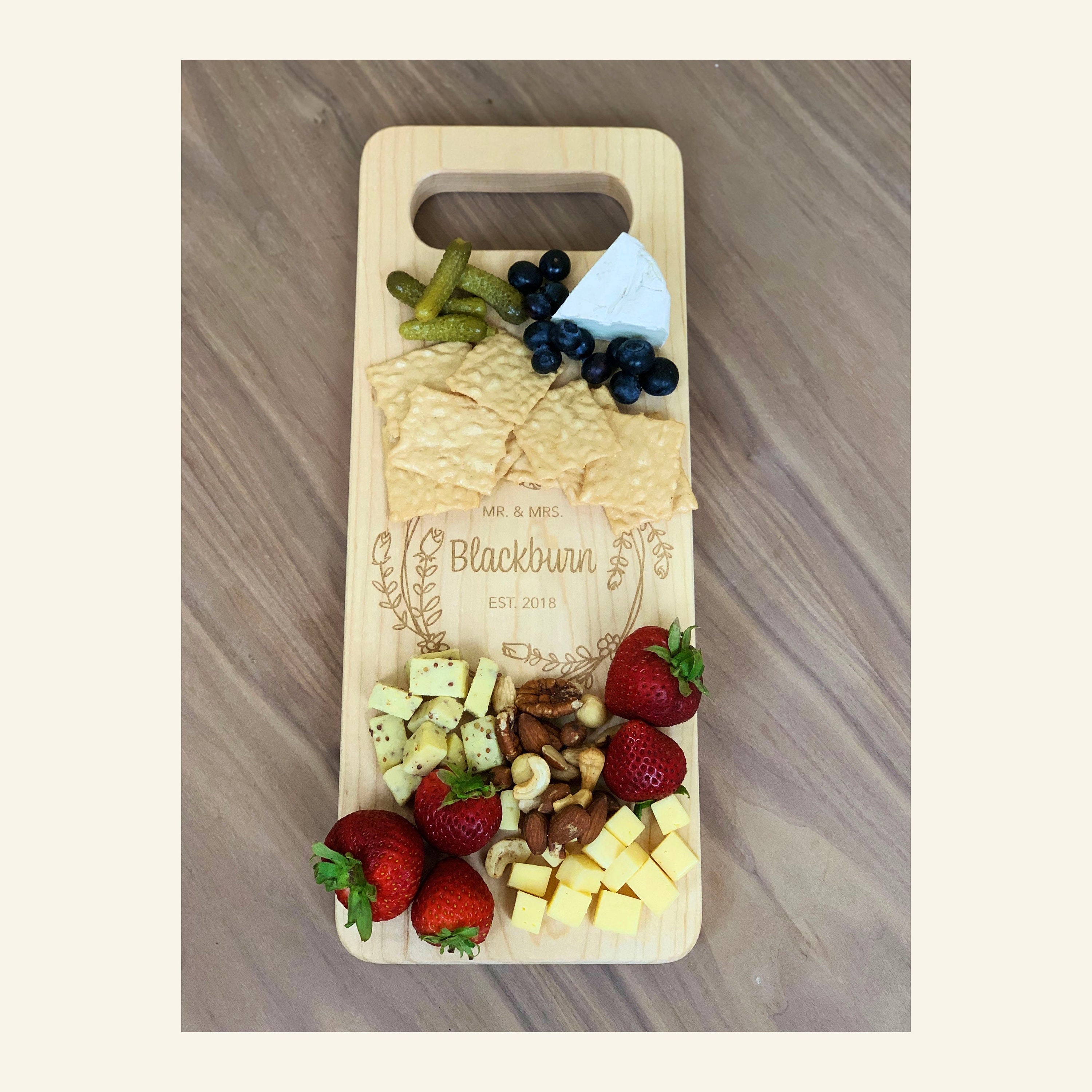 Tabla de quesos personalizada tablero grabado regalo de Etsy