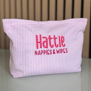 Personalised Baby Bag Pouch | Custom Name Nappy Organiser | Baby Shower Gift | Hospital Bag Essential | Embroidered Baby Gift Bild 4