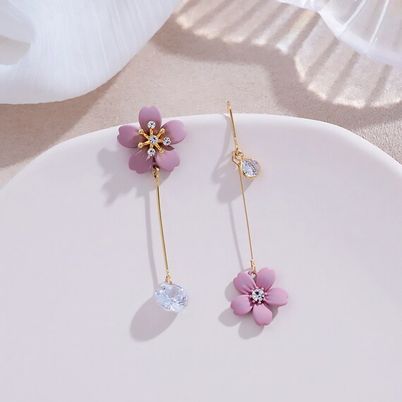 Beautiful flower earrings deals