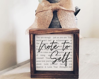 Letrero de madera con mensaje inspirador para el hogar, decoración para estantes, letrero con cita sobre el amor propio, regalo rústico de estilo granja para la salud mental de las mujeres.