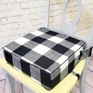 Water Resistant Toddler Booster Seat Cushion: Anti-Slip, Adjustable Straps