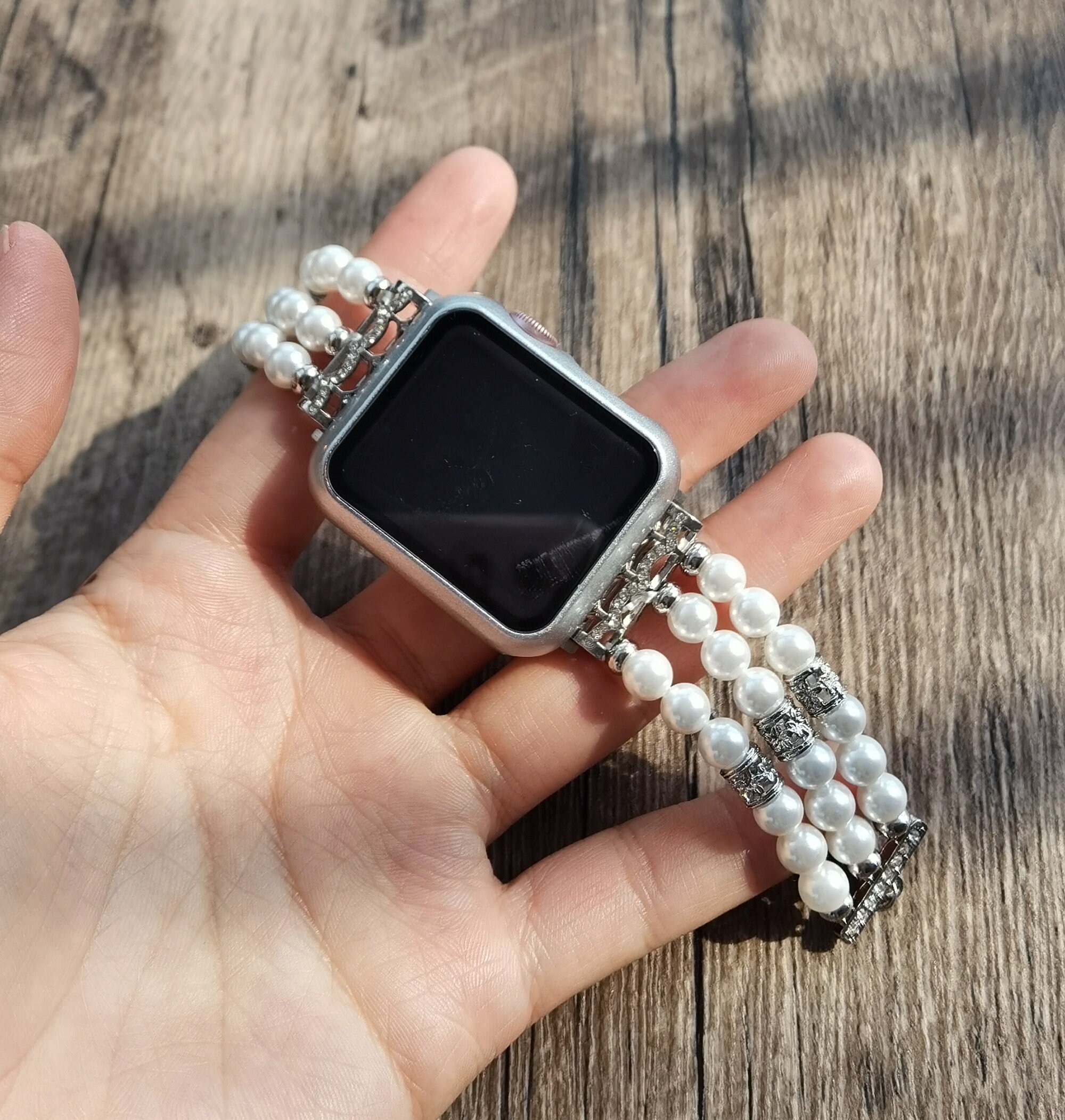 fitbit versa bracelet