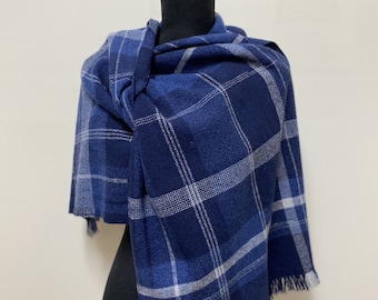 Bufanda de merino de lujo tejida a mano