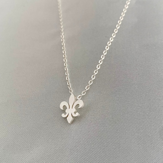Minimalist Fleur De Lis Necklace Rose 