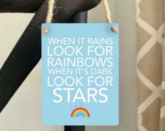 Mini Metal Sign - When it Rains (Rainbow) ǀ Hanging Sign ǀ Gift