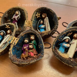 Miniature Nativity Scene in a Nutshell, Walnut Art, Tiny Nativity ...