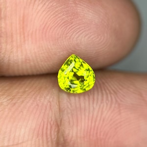 0.75 Carats Faceted Chrysoberyl Rare Lemon Green Color Gemstone , Natural Chrysoberyl Heart Shape , Top Quality Chrysoberyl