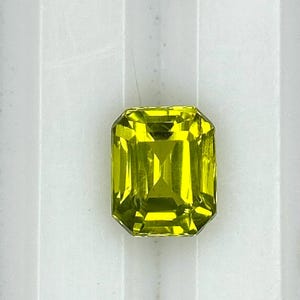 Natural Chrysoberyl 0.72 Carats , Natural Chrysoberyl Octagon Shaped Gemstone , Faceted Chrysoberyl , Rare Color Chrysoberyl