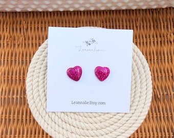 Orecchini a forma di cuore con glitter rosa acceso, piccoli orecchini, orecchini di San Valentino, cuori, regalo per lei