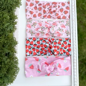 Strawberry Twist Headband, Strawberry Headband, Headband, Summer Headband, Fruit Headband, Strawberry Gift, Gift for Her, Strawberry Lover