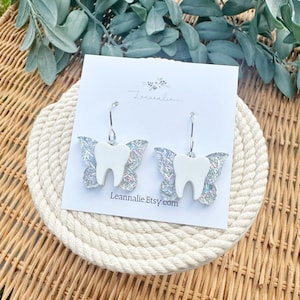 Tooth Fairy Dangles, Dental Dangle Earrings, Gift for Dentist, Tooth Drop Earrings, Tooth Earrings, Dental Earrings, Dentist Earrings