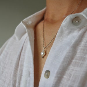 Silver Necklace with Freshwater Pearl | Necklace for Bridesmaids | Bridesmaid Gift | Small Pearl Necklace | Dainty Pearl Necklace | 1 pearl