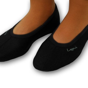 Lappade gymnastics shoes with black leather sole