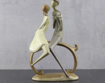 Vintage French statue of a loving man and woman, sculpture of the inseparable couple, couple figurine, abstract art, figurine