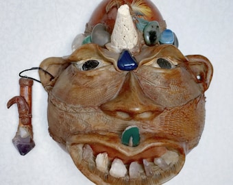Vintage handmade decorative shaman mask in wood and semi-precious stones, rare ethnic wall mask, ethnic decoration, rare mask