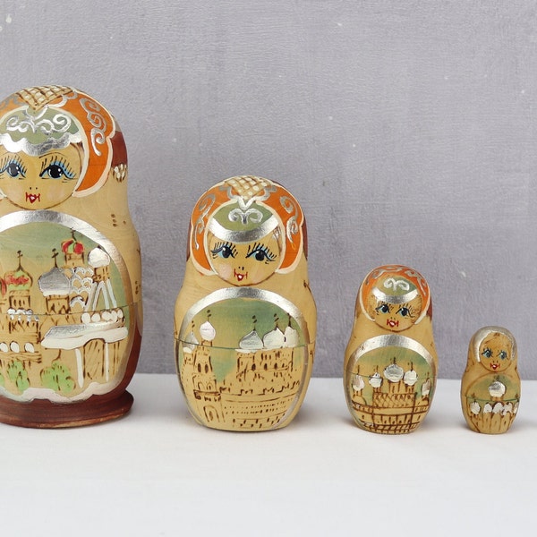 Poupées Russes en bois clair peintes à la main, Matriochka poupées de nidification vintage 5 pièces, boites Russe, décoration maison