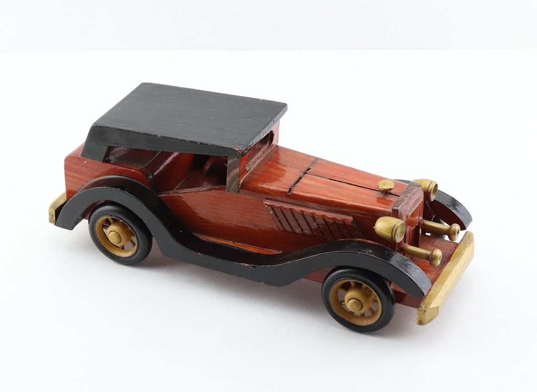 Maquette voiture française miniature en bois fait main vintage