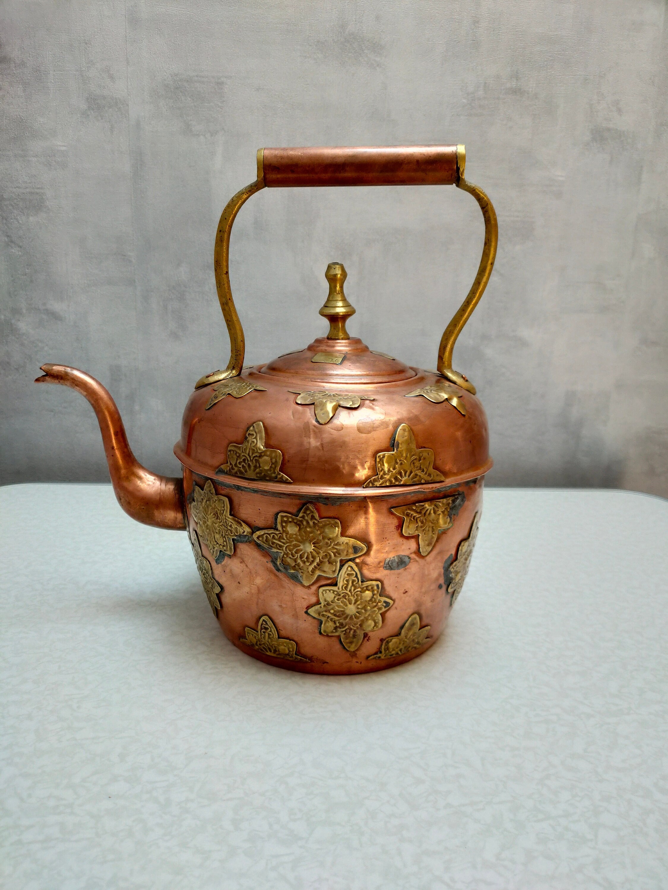 Large Moroccan Decorative Kettle Moroccan Artisanal Antique Nineteenth Century Copper and Brass