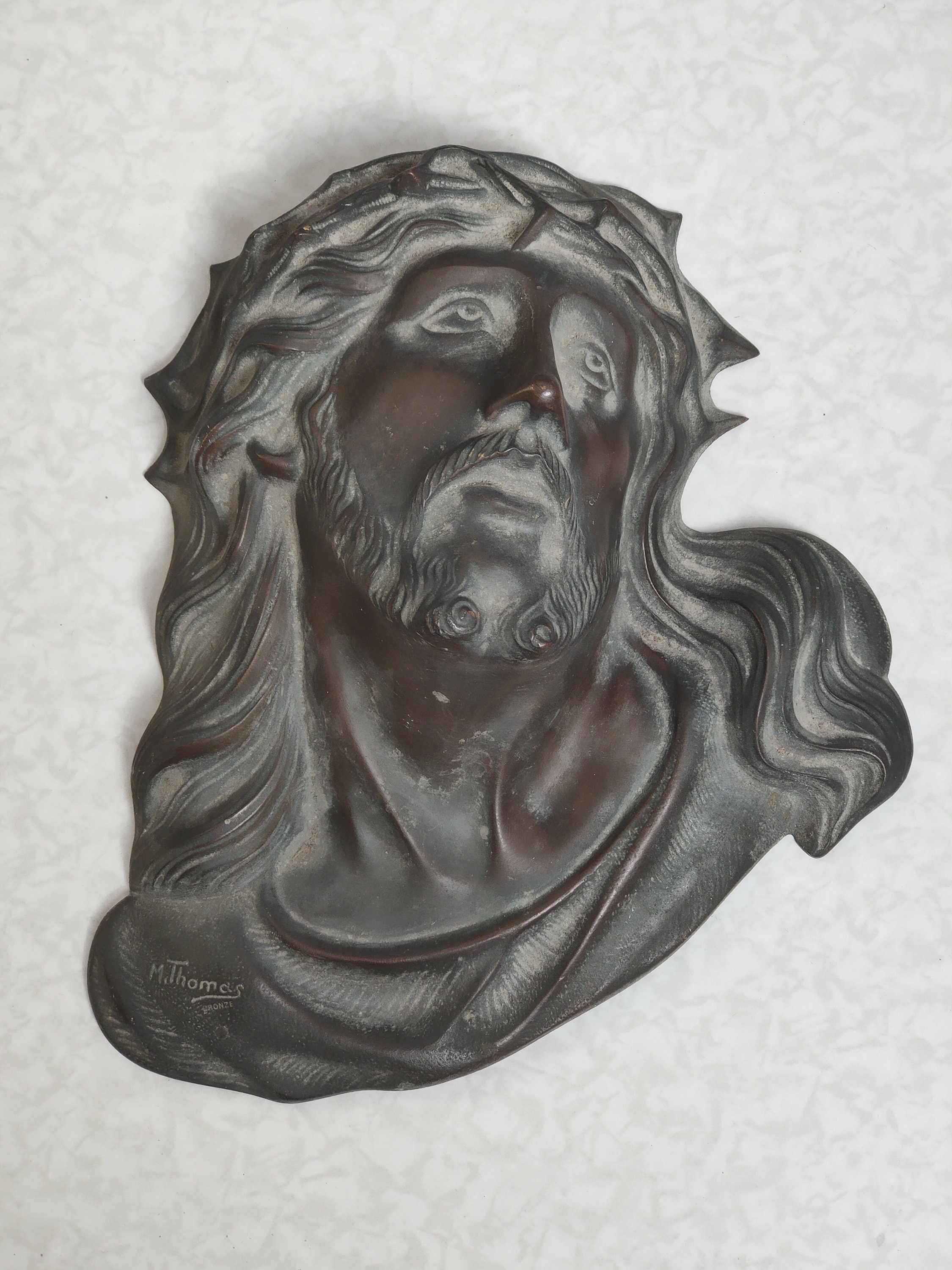 Plaque en Bas Relief de Jésus Christ Bronze Signée M.thomas, Représentation Bronze