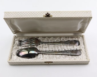 アンティークシルバーカトラリー（ホールマーク付き） – フォーク5本と