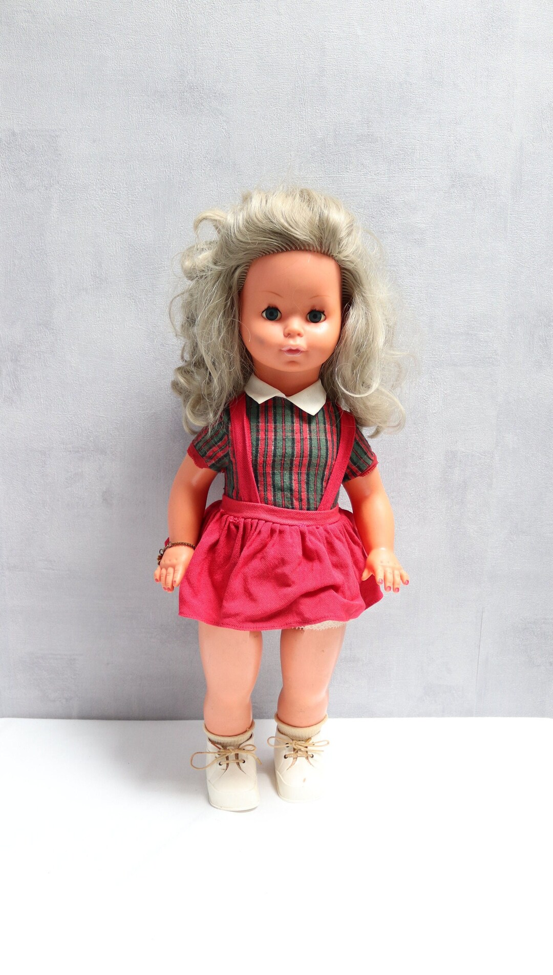 PAR AMOUR DES POUPEES : POUPEE GEGE PARLANTE - RESOLU NADINE 1970