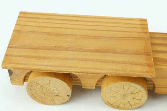 手作りのヴィンテージ木製列車、フランス製の木製蒸気機関車のおもちゃ