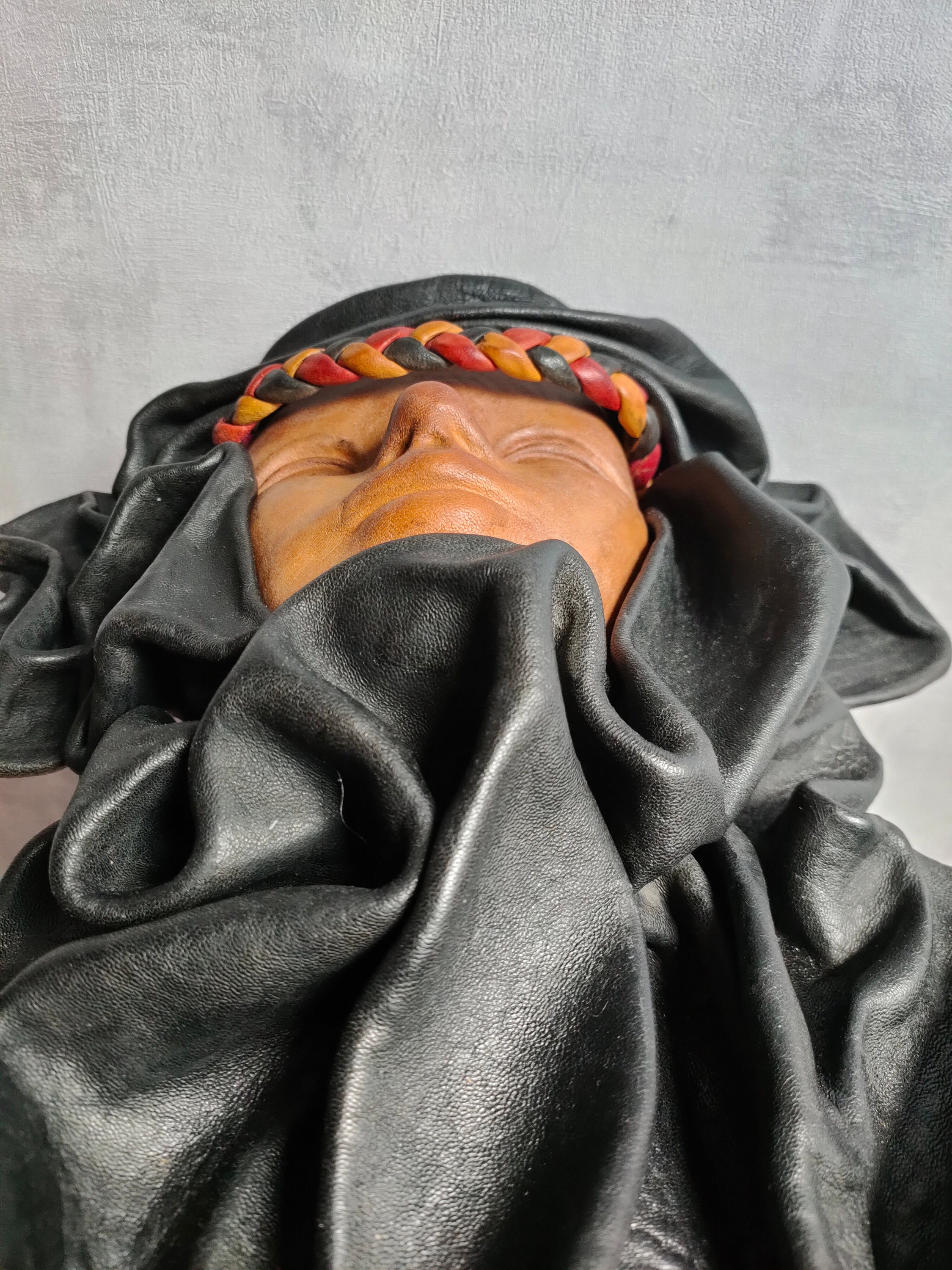 Grand Cadre Photos Touareg en Cuir Repoussé (34c) - Art Africain