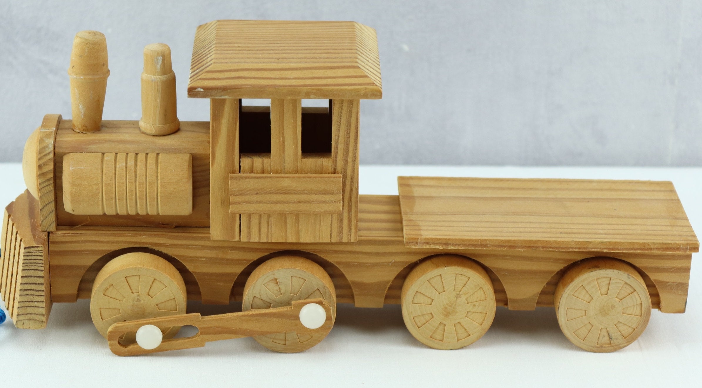 手作りのヴィンテージ木製列車、フランス製の木製蒸気機関車のおもちゃ