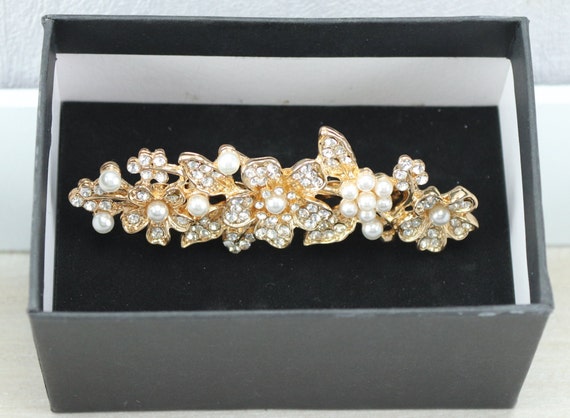 Bridal hair comb clip in pearl and vintage rhines… - image 1