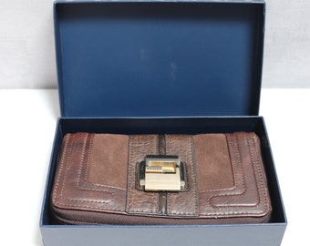 Authentic vintage Guess wallet, antique Guess wallet, women's accessory, purse, Christmas gift, gift idea