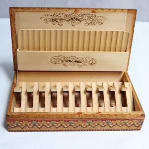 Scatola per sigarette in legno d'epoca, antica scatola per sigarette decorata a mano, articolo per fumatori, bocchino per sigarette, regalo per fumatori