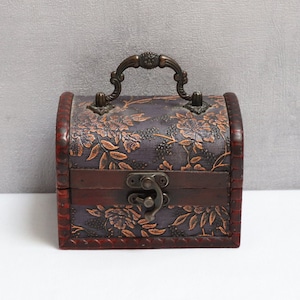 Boîte à bijoux vintage en bois, boîte de rangement en bois, petit coffre trésor, coffre de rangement, cadeau pour elle, coffret pour bijoux