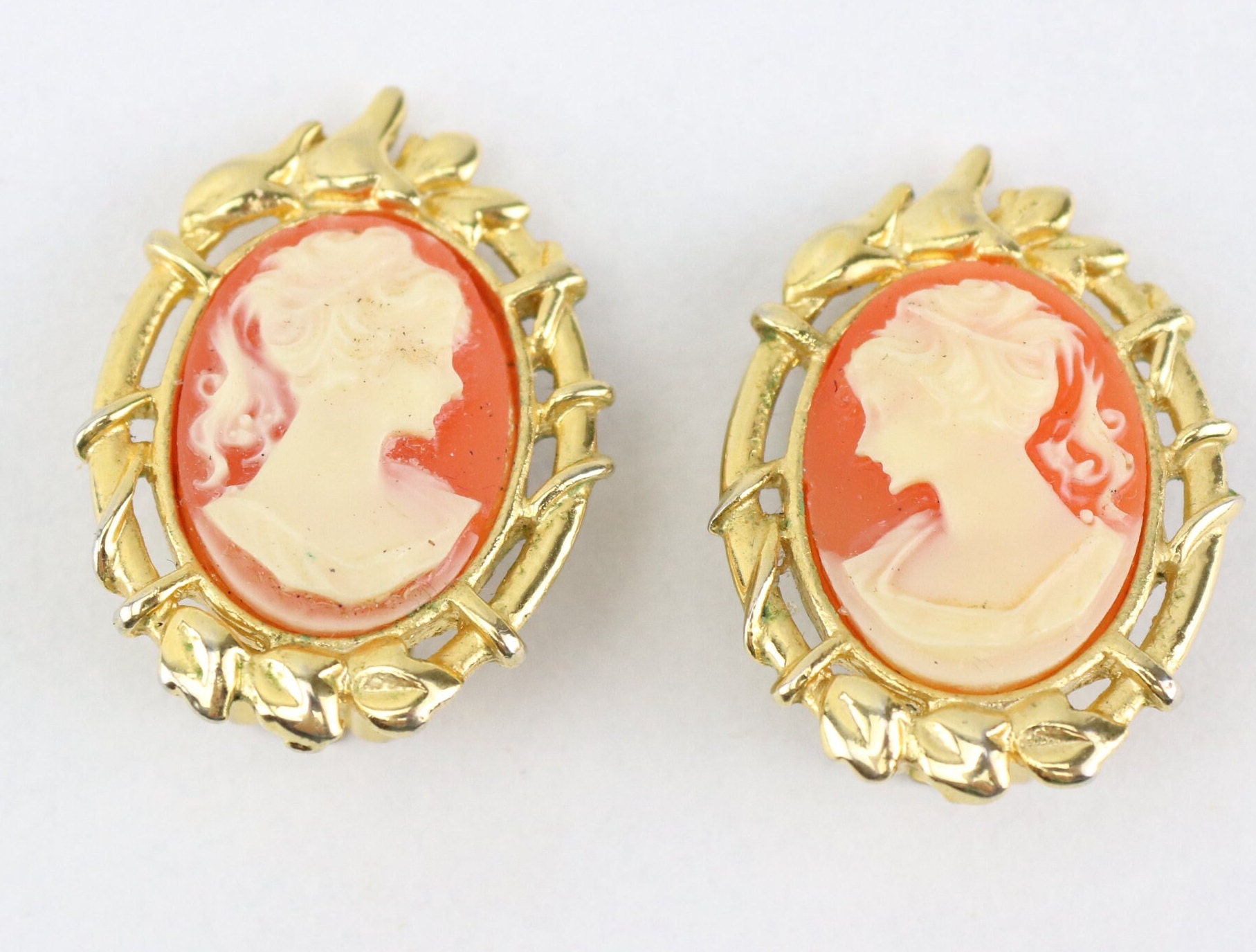 Boucles D'oreilles à Clips Camée Noir Et Blanc - Vintage, Couleur Argent, Occasion