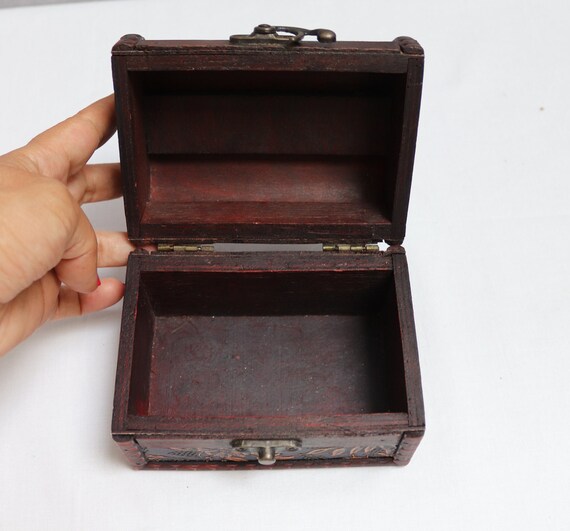 Boîte à Bijoux Vintage En Coquillage Et Bois - 18x14x10 Cm - Occasion