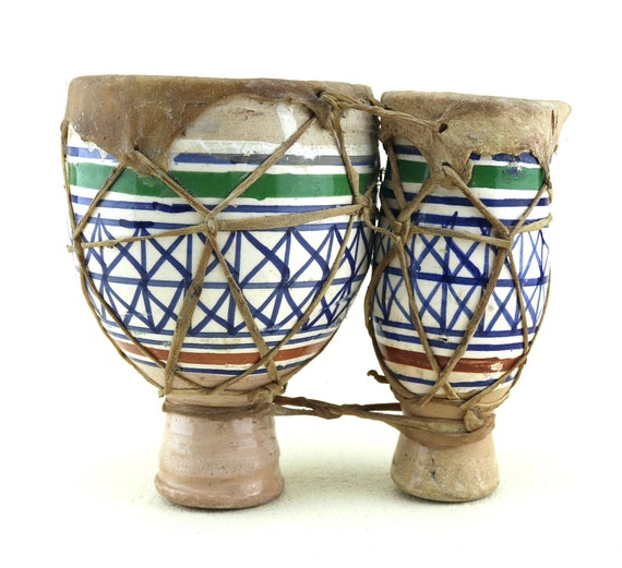 African Tam Tam Drum in Vintage Decorative Terracotta, Small Artisanal  Moroccan Derbouka Handmade in Hand-painted Ceramic -  Israel