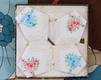Set of 6 new vintage fabric handkerchiefs in their original packaging, Pack of antique handkerchiefs from the 1950s, embroidered handkerchiefs