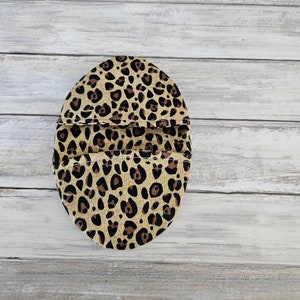 Single or Set of 2 Mini Finger Oven Mitts, Mini Mitts, Mini Potholder, Microwave potholder, fingertip potholder, great gift, leopard