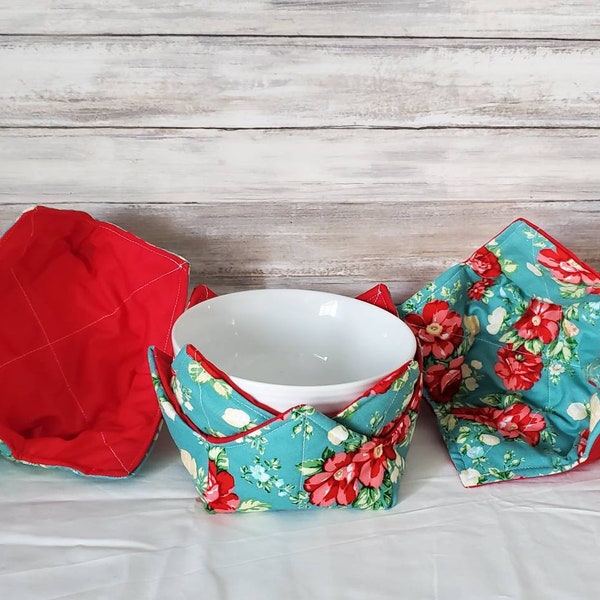 Single, Set of 2 or 4 Reversible Microwave Bowl Cozies, Ice Cream Cozy, Soup Bowl Cozy, Quilted Hot Pad, Gift, Pioneer Woman Floral/Red