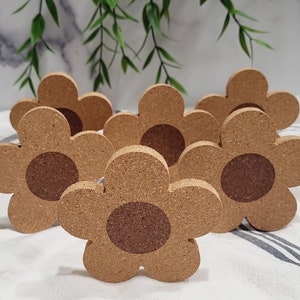Daisy Flower Cork Coaster | Retro Flower Coaster | Coffee Coaster | Drink Coaster | Aesthetic Coaster | Boho | Trendy Cork Coaster