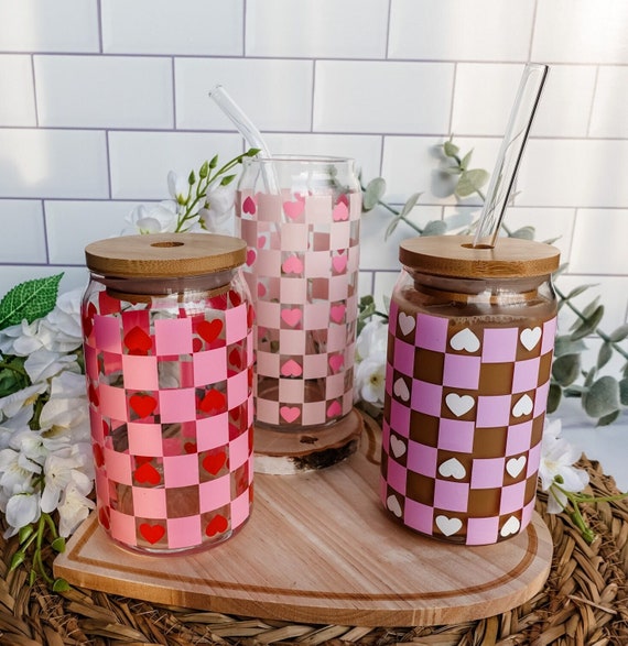 Checkered Hearts Glass Iced Coffee Cup with Bamboo Lid & Straw